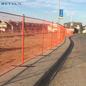 הכלב נייד קל הורכב לרוץ גדר זמנית רשת תיל מרותכת סיכת לוח גידור - Product Image 3