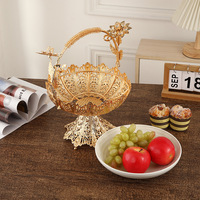 Plateau à fruits ajouré de style européen, décoration de table basse de salon moderne et luxueuse, sculpté avec raffinement, portable