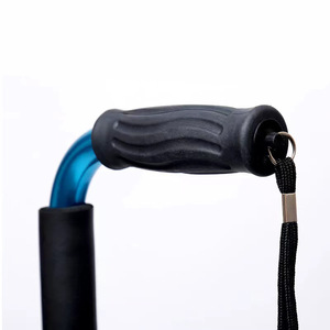 Canne en alliage d'aluminium YC4202 bleue, réglable en hauteur, à quatre pieds, pour personnes âgées, avec embouts antidérapants - Product Image 2