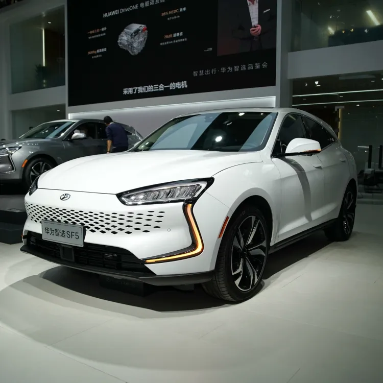 Selesy SF5 2021 Huawei versão inteligente de dois veículos novos de energia Carros novos carros usados