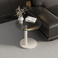 Table d'appoint ronde de style moderne simple, petite table d'appoint minimaliste en verre trempé pour petit appartement