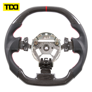 Volant en fibre de carbone véritable TDD compatible avec Nissan 350Z 370Z R35 GTR 370Z Z34 Armada Y62 Infiniti FX35 - Product Image 1
