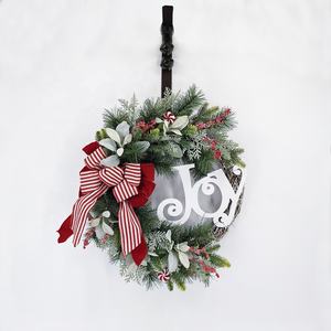 手工制作圣诞装饰品 22 英寸直径花环门挂 JOY 蔓莓藤条适合家庭餐桌节日装饰 - Product Image 2