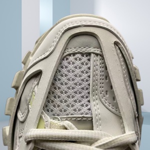 Men's Thick Soled Breathable Retro Walking Sports Shoes Cushioned Designer LED Equipped Fashionable Evergreen Anti-Slip - Product Image 6