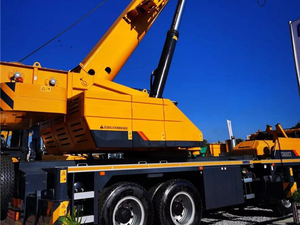 <span class=keywords><strong>Grue</strong></span> de <span class=keywords><strong>camion</strong></span> TC600C5 à économie de carburant avec moteur conforme aux normes d'émissions pour flotte de <span class=keywords><strong>location</strong></span> - Product Image 3
