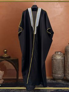 CCY Nuevo Bisht Rosa con Bordado Dorado Islámico, Kurta Árabe para <span class=keywords><strong>Mujer</strong></span>, Thobe, Abaya, Caftán, Jubbah Musulmana, Uniforme para Ceremonia de Graduación - Product Image 2