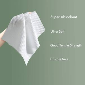 Lingettes humides pures Spunlace non parfumées jetables personnalisées de haute qualité de 80 pièces pour le nettoyage ménager, échantillon gratuit OEM pour bébés - Product Image 6