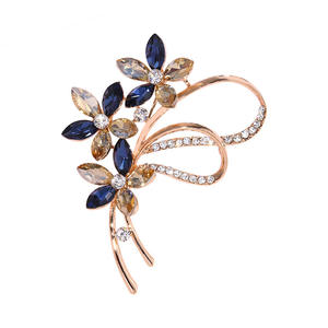 Flower Crystal Trendy Brooch Pins Rhinestone <b>Buttons</b> Alloy <b>Gold</b> Plated Customized Unisex Engagement Wedding Party Gift - Product Image 1