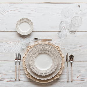 Ensemble de couverts de luxe en acier inoxydable quatre pièces avec manches en os pour une restauration hôtelière de haute qualité, comprenant cuillère, fourchette et couteau - Product Image 5