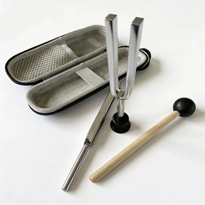 Ensemble de diapasons thérapeutiques MI528 432Hz en aluminium, instrument de vibration avec sac de transport antichoc portable - Product Image 3