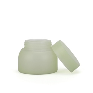 Venta al por mayor de fábrica: Tarros cosméticos de plástico de lujo, color verde personalizado, boca ancha, tapa de rosca para crema de ojos, loción y limpiador facial. - Product Image 3