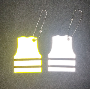Veiligheidsvest-Vormige Reflecterende Sleutelhanger Sleutelhanger Rugzak Hanger Met Reflecterend Materiaal Voor Schooltas Veiligheidsvest Reflectoren - Product Image 4