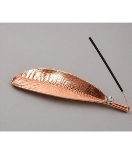 ที่วางธูปใบชาแมนต์แท้เคลือบทองคำชมพู 18K ดีไซน์หรูหรา ของตกแต่งทางจิตวิญญาณ เหมาะสำหรับวัดวาสตุและการตกแต่งภายใน - Product Image 1
