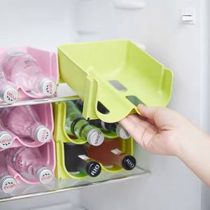 Organizador de Botellas Apilable de Plástico para Despensa, Refrigerador y Nevera, para Agua, Vino, Cerveza y Bebidas - Product Image 3