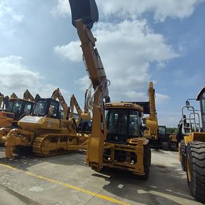 Chargeuse-pelleteuse à roue Cat 420F d'occasion entièrement fonctionnelle et à haute efficacité opérationnelle Chargeuse-pelleteuse d'occasion Machine tout-en-un - Product Image 4