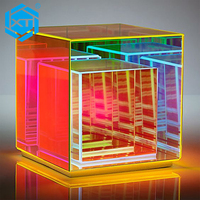 Feuille acrylique de couleur haute brillance fluorescente Panneau de signalisation en acrylique de couleur