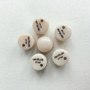 Dentitude Press lingotti in ceramica di vetro al litio disilicato materiale dentale per la realizzazione di impiallacciatura intarsio Onlay corona in laboratorio odontoiatrico - Product Image 4