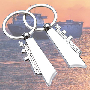 Porte-clés créatif style Méditerranée, décapsuleur multifonctionnel en forme de voilier, cadeau commémoratif naval, clé de bateau de croisière - Product Image 1