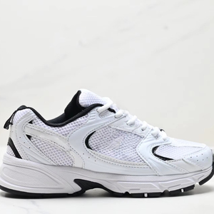 Chaussures de sport de course les plus vendues, nouveau modèle 2026 - Chaussures de sport de piste et de terrain pour garçons de haute qualité, style Los Angeles, ultra-fines - Product Image 1