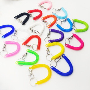 Porte-clés spirale rétractable antivol anti-perte avec <span class=keywords><strong>cordon</strong></span> extensible et mousqueton métallique - Product Image 4