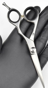 Tijeras de peluquería profesionales de acero inoxidable con borde de maquinilla de afeitar Tijeras de corte de pelo de salón de peluquería afiladas con mango de acero - Product Image 4