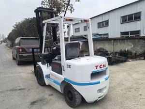 Chariot élévateur diesel TCM FD35 de 3,5 tonnes, d'origine japonaise, d'occasion pour fermes, moteur, boîte de vitesses, roulement inclus, machinerie pour rapport vidéo - Product Image 4