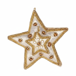 Adorno Colgante Premium Hecho a Mano con Cuentas, Hilo y Encaje para Decoración Festiva del Hogar y Eventos - Product Image 1