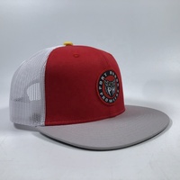 Casquette de baseball colorée deux tons unisexe OEM Hip Hop Gorras Patch personnalisé tissé en acrylique Casquette à bord plat 6 panneaux Casquette Snapback noire