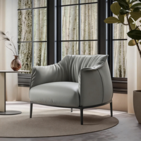 Fauteuil pivotant surdimensionné en cuir de qualité supérieure avec repose-pieds rembourré pour salon, meubles de style moderne du milieu du siècle
