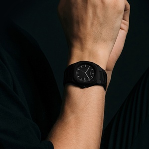 Montre d'affaires pour hommes de haute qualité, montre à quartz étanche avec date, montre en plastique légère, montre noire classique - Product Image 2