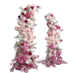 Arche florale vintage en soie d'hortensia pour décor de toile de fond de photos de fiançailles - Product Image 4
