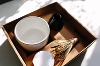 Ensemble cadeau de matcha japonais en céramique blanche, 5 pièces, accessoires de cérémonie traditionnelle du matcha, bol à matcha, fouet