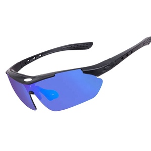ZOYOSPORTS <span class=keywords><strong>occhiali</strong></span> <span class=keywords><strong>da</strong></span> <span class=keywords><strong>sole</strong></span> <span class=keywords><strong>da</strong></span> ciclismo polarizzati <span class=keywords><strong>da</strong></span> <span class=keywords><strong>uomo</strong></span> e <span class=keywords><strong>da</strong></span> donna per sport all'aria aperta <span class=keywords><strong>occhiali</strong></span> <span class=keywords><strong>da</strong></span> bicicletta per la consegna rapida - Product Image 1