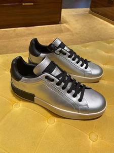 Chaussures de sport en cuir véritable pour hommes et femmes, tendance et neuves, avec des caractéristiques antidérapantes et respirantes pour un usage décontracté. - Product Image 1