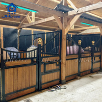 Panneaux de cheval préfabriqués portables en Chine Stall Bamboo Horse Stable Box Door Plank