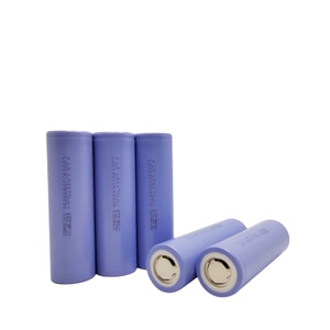 Alta tasa de descarga de alta calidad 21700 12C/45A <span class=keywords><strong>4000</strong></span> <span class=keywords><strong>mAh</strong></span> 3,6 V Batería de iones de litio recargable para paquete de batería - Product Image 1
