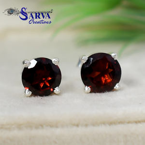 Pendientes de Plata de Ley con Granate, Piedra de Nacimiento de Enero, Joyería Fina, Pendientes Finos, Joyería Personalizada - Product Image 2