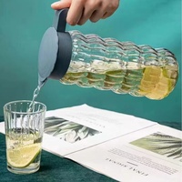 Ensemble de pichet à eau en verre borosilicate 5 pièces, 4 tasses, pichet à motif ondulé, couvercle, capacité de 1000 ml, passe au lave-vaisselle, résistant à la chaleur