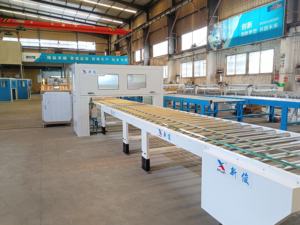 Machine de pulvérisation de colle à base d'<span class=keywords><strong>eau</strong></span> AB <span class=keywords><strong>sur</strong></span> panneaux en Fiber-ciment, SPC, bobine métallique, panneau en nid d'abeille - Product Image 5