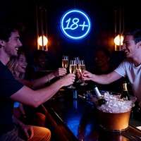 Enseigne néon personnalisée Neonawall OEM ODM 18+LED pour bar, club, boutique, salle de jeux, mancave, fête, décoration commerciale, vente en gros