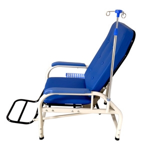 Fauteuil d'infusion inclinable, chaise d'hôpital, rembourrage en mousse bleue, pour usage médical en cliniques et en ambulances. - Product Image 3
