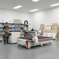 Machine de fraisage CNC semi-automatique 1325 à changement d'outil direct usine pour la fabrication de meubles en bois et acrylique