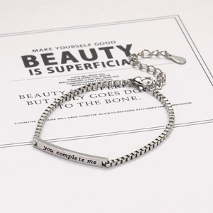 Version coréenne <span class=keywords><strong>de</strong></span> ins minorité vent froid anglais vous me laissez compléter couple bracelet <span class=keywords><strong>en</strong></span> acier au titane mode féminine lettrage han - Product Image 3