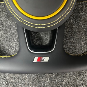 <span class=keywords><strong>Volant</strong></span> en cuir perforé personnalisé avec bande jaune <span class=keywords><strong>S</strong></span> <span class=keywords><strong>Line</strong></span> pour <span class=keywords><strong>Audi</strong></span>, modèles anciens et nouveaux A8 A1 RS5 A3 <span class=keywords><strong>TT</strong></span> A7 Q7 Q5 RS4 - Product Image 4