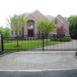 Moderne gepoedercoate aluminium privacy-schuttingpanelen met milieuvriendelijk ontwerp voor paardenhekken, doe-het-zelf, huiselijke veiligheid en tuinafscheiding - Product Image 6