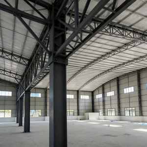 Magazzino Prefabbricato Multi-Span con Struttura in Acciaio Ignifuga e Anticorrosione, Centro Logistico dal Design Moderno e Resistente al Vento Forte <span class=keywords><strong>RT</strong></span> - Product Image 1