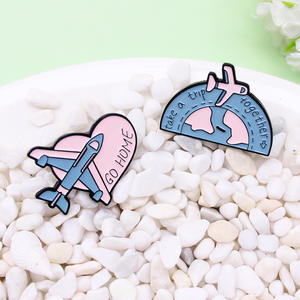 Sming Pin mengambil perjalanan bersama-sama Enamel Pin pesawat Kompas Bumi kerah lencana teks rumah perjalanan bros logam campuran - Product Image 4