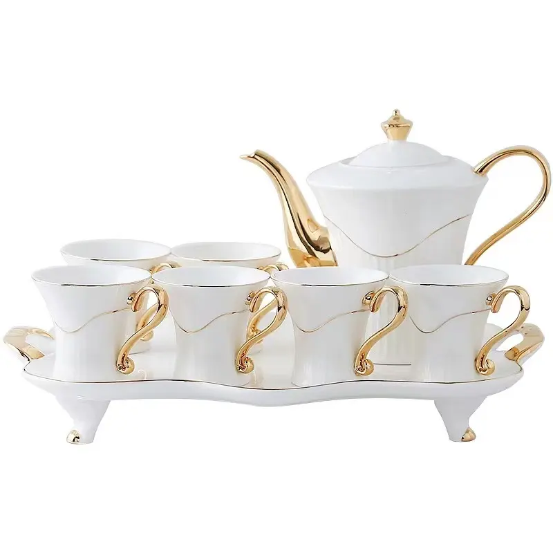 Luxury custom England flower garden vintage exquisite ceramic pot tea coffee cup piattino set da tè in ceramica pomeridiano