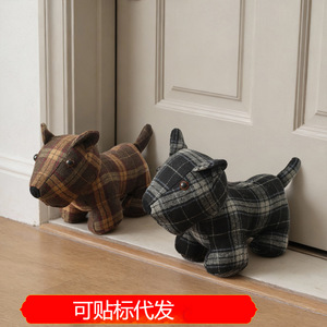 Tope de puerta decorativo con forma de animal 3D de cachorro, de tela a cuadros marrón, para montaje en suelo y protección - Product Image 5