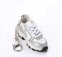 أحذية دمية مصنوعة يدويًا 100% ، سلسلة مفاتيح حذاء رياضي